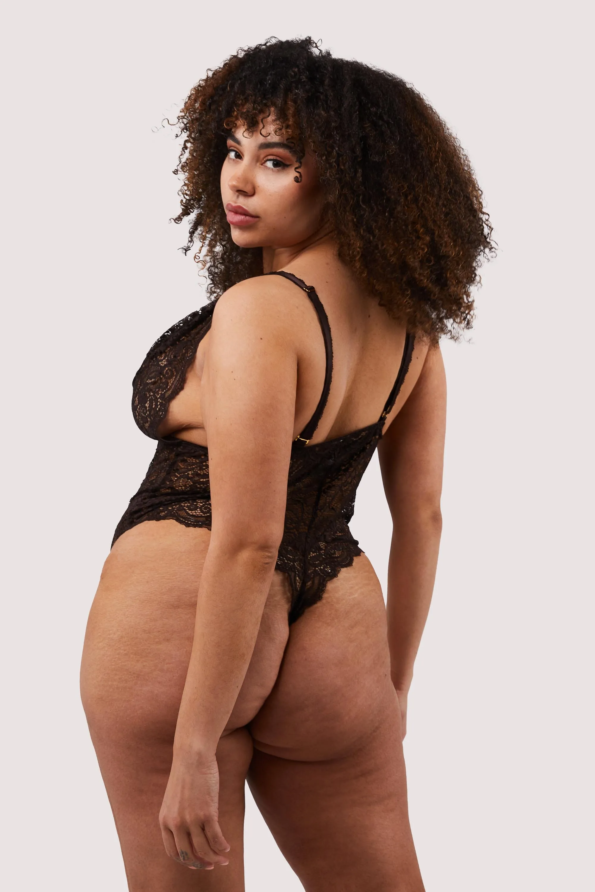 Ariana Coffee Lace Body