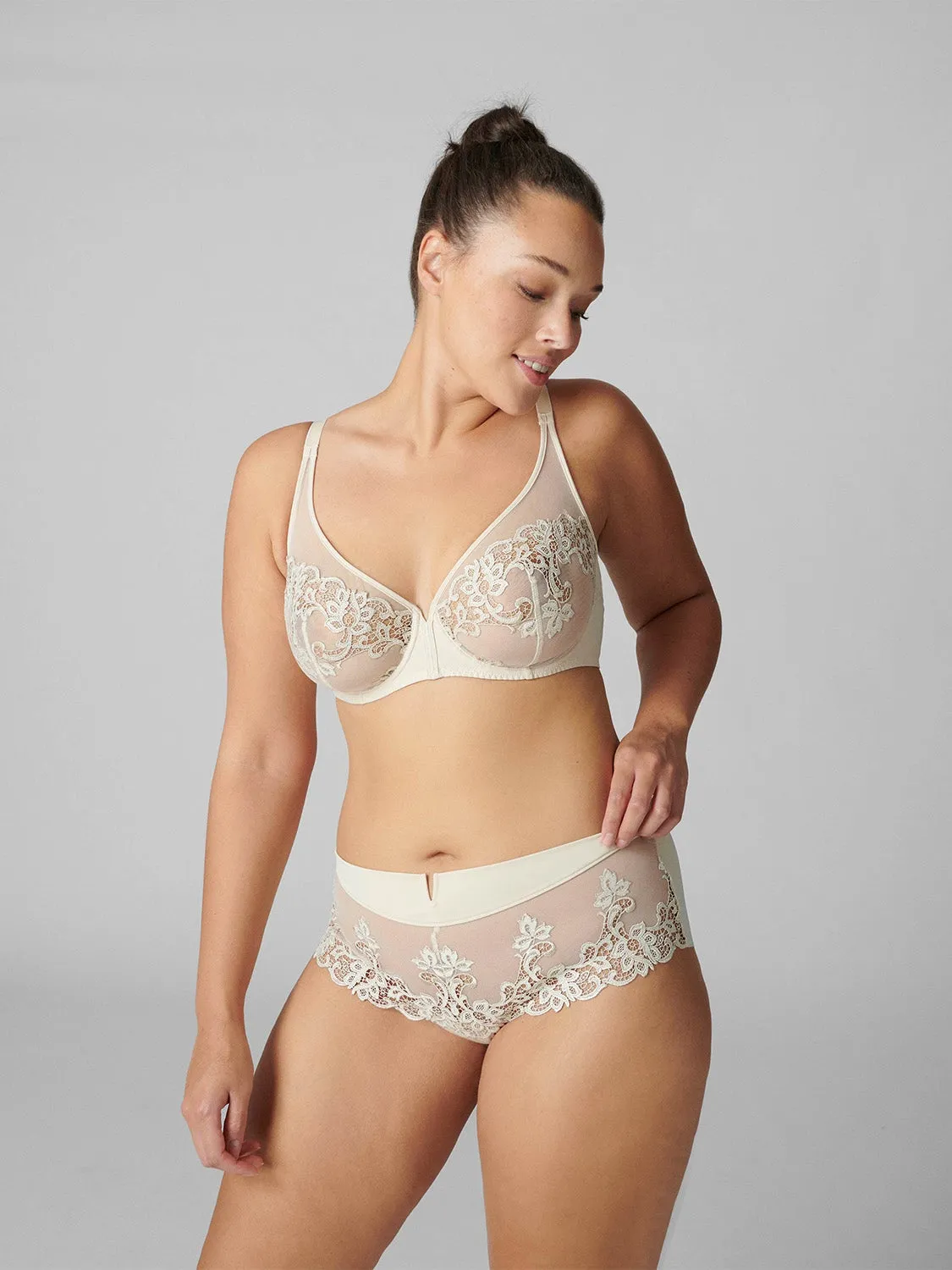 Saga Full Coverage Plunge - Topaz Beige