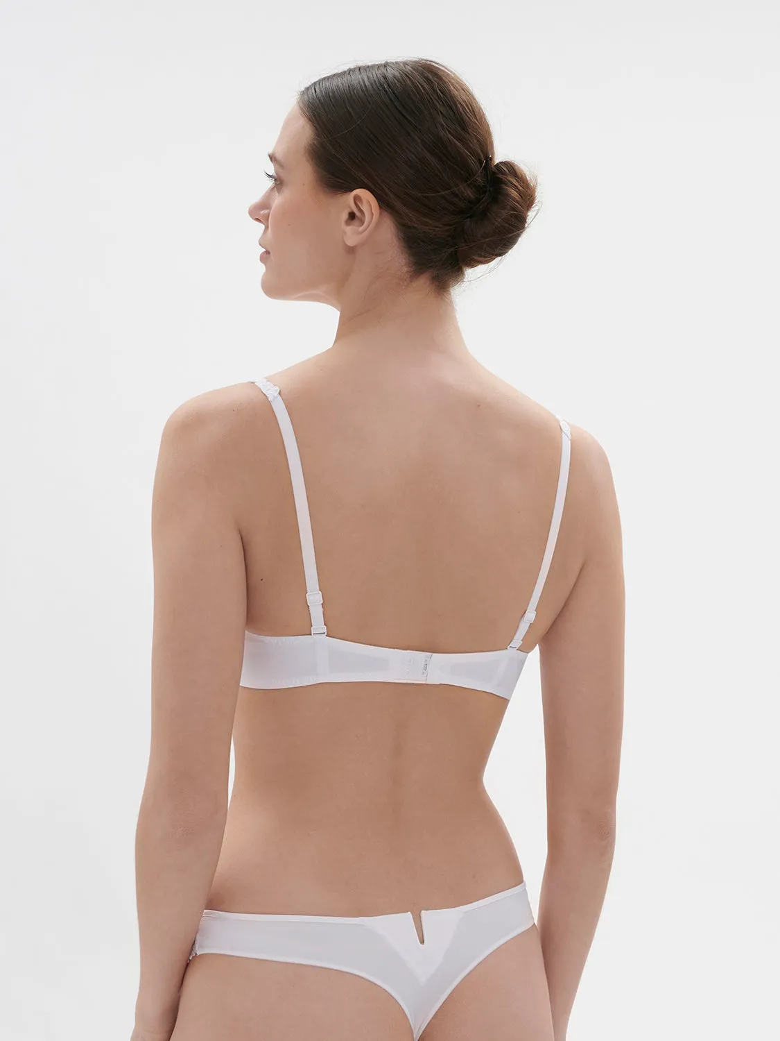 Saga Sheer Demi - White