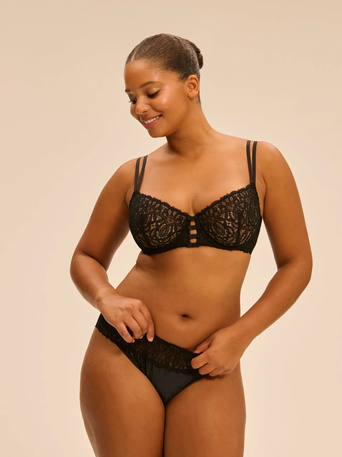 Symphonie Sheer Demi- Black